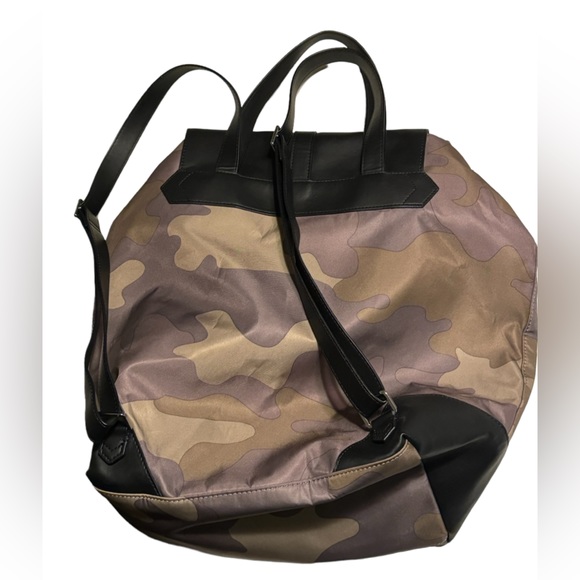 High End Stella & Dot Ava Camo Black Leather Women’s Backpack MINTY - Picture 3 of 11